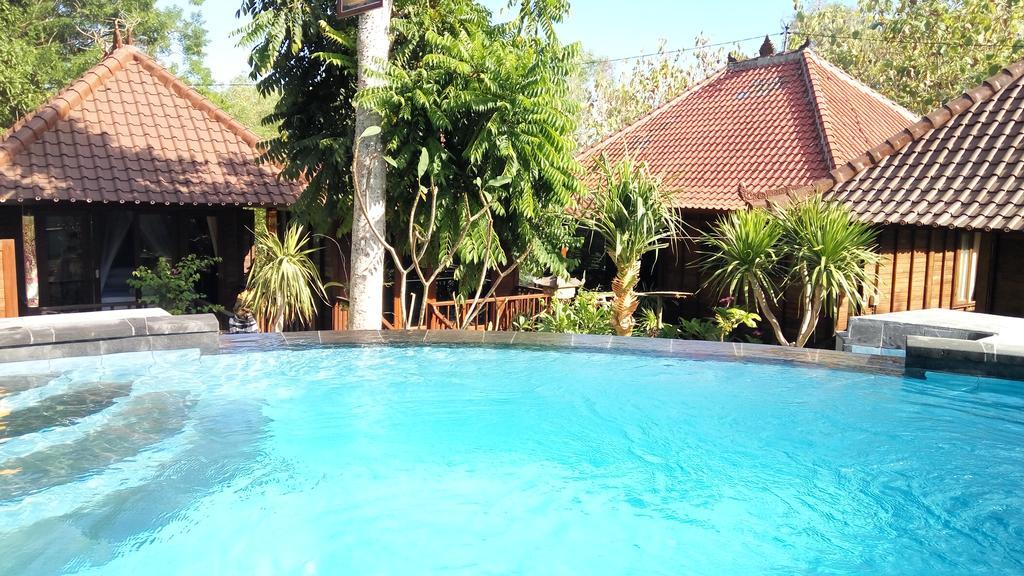 Lembah Bhucarya Hotel Lembongan Buitenkant foto
