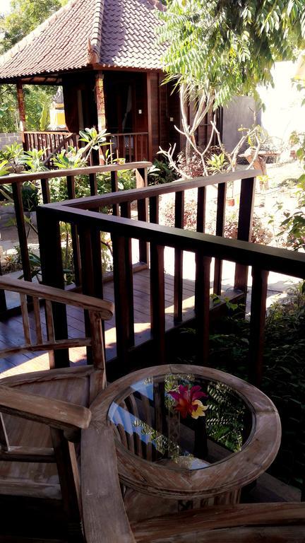 Lembah Bhucarya Hotel Lembongan Buitenkant foto