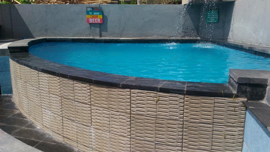 Lembah Bhucarya Hotel Lembongan Buitenkant foto