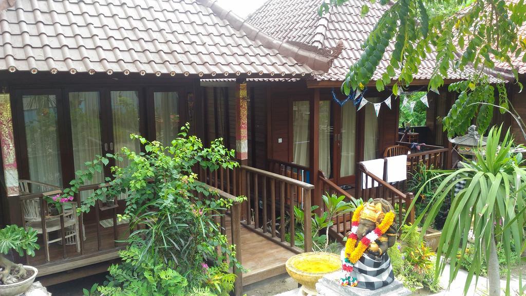 Lembah Bhucarya Hotel Lembongan Buitenkant foto
