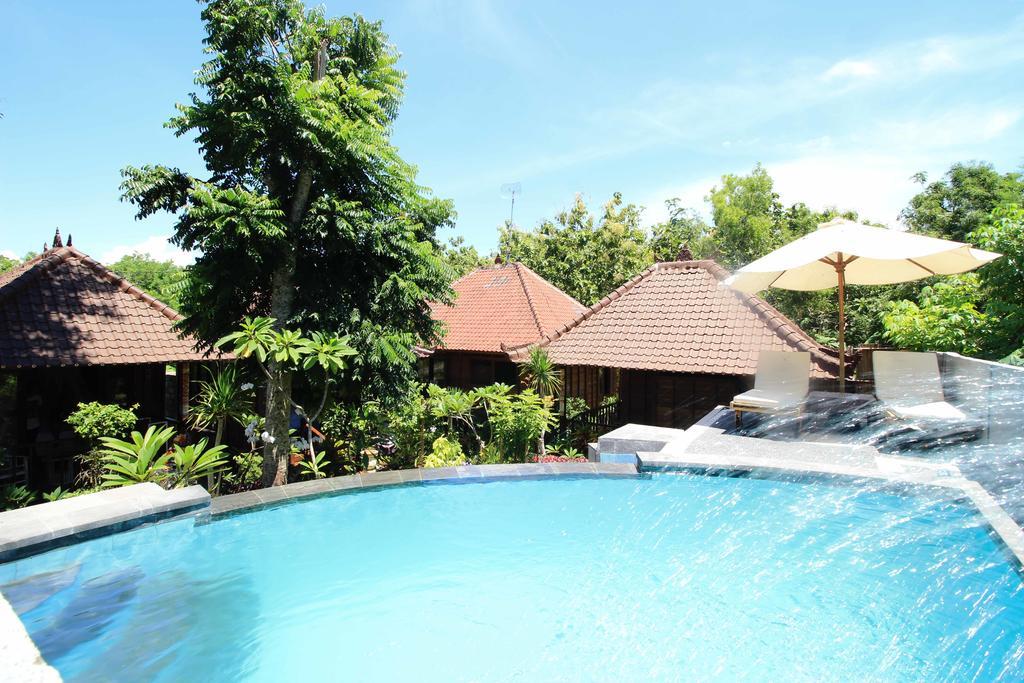 Lembah Bhucarya Hotel Lembongan Buitenkant foto